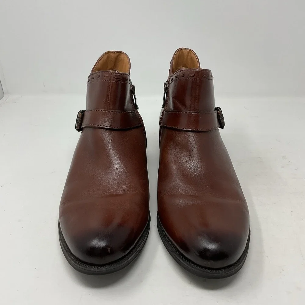 bussola ankle boots